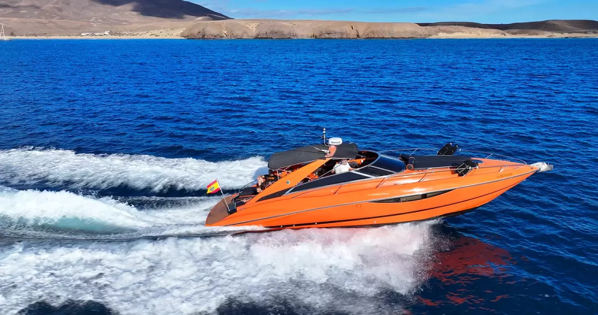 Luxurious Sunseeker 43 Boat Tours Lanzarote